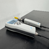 Vaisala Hand-Held Dewpoint Meter image 0